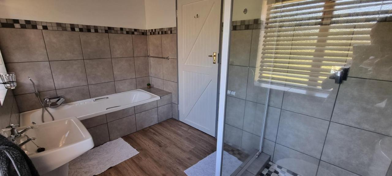Dullvino Cottage No 15 At Critchley Dullstroom Bagian luar foto