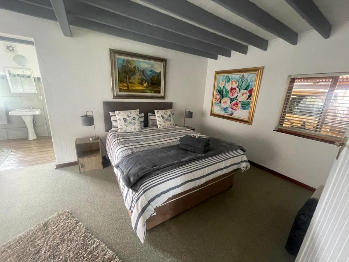 Dullvino Cottage No 15 At Critchley Dullstroom Bagian luar foto