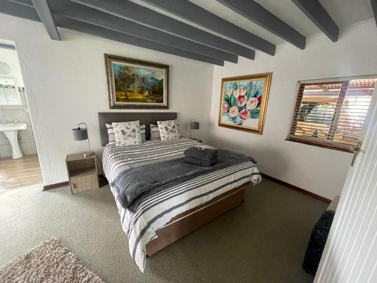 Dullvino Cottage No 15 At Critchley Dullstroom Bagian luar foto